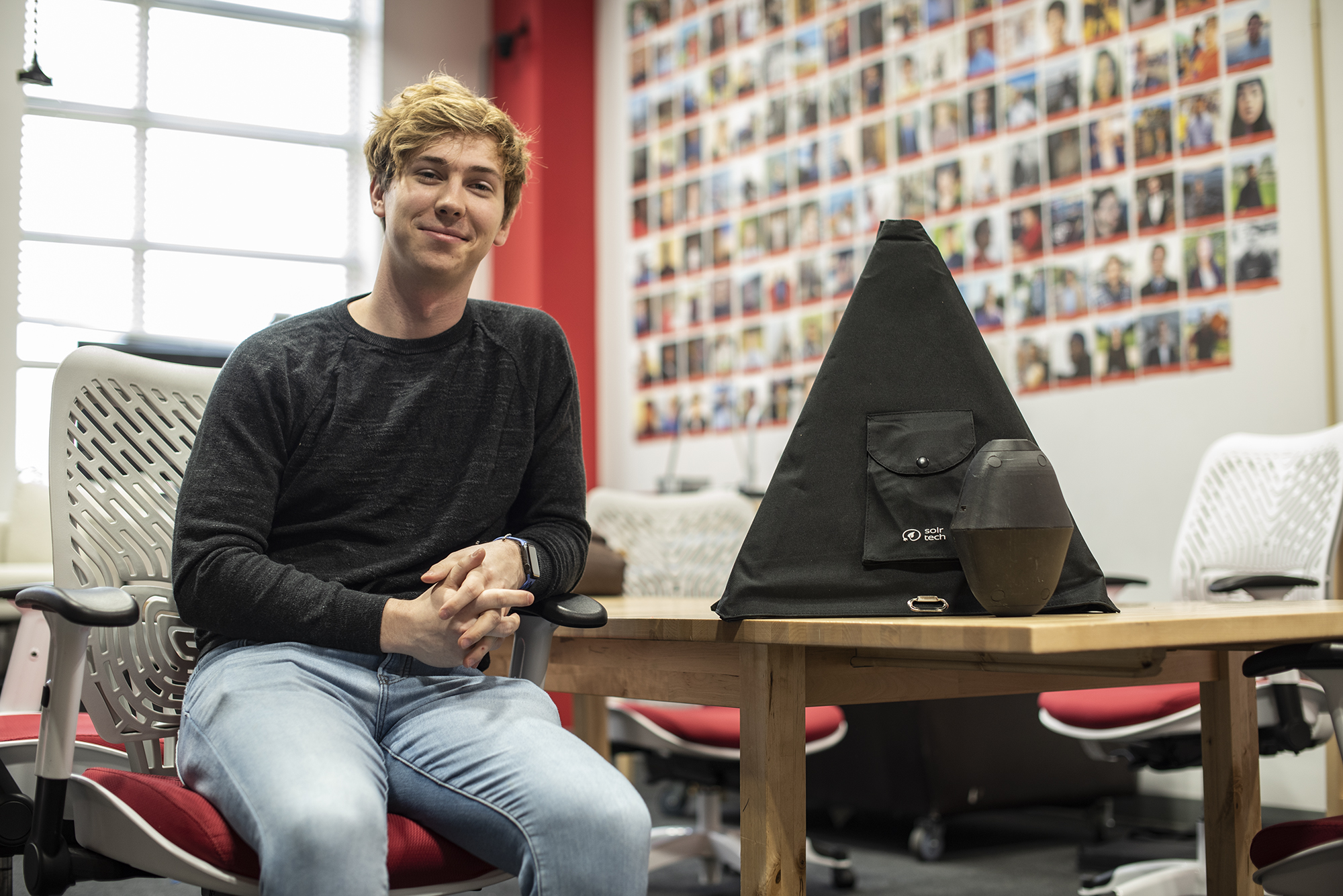 This UMD student created solar-powered phone charging equipment for umbrellas - The Diamondback