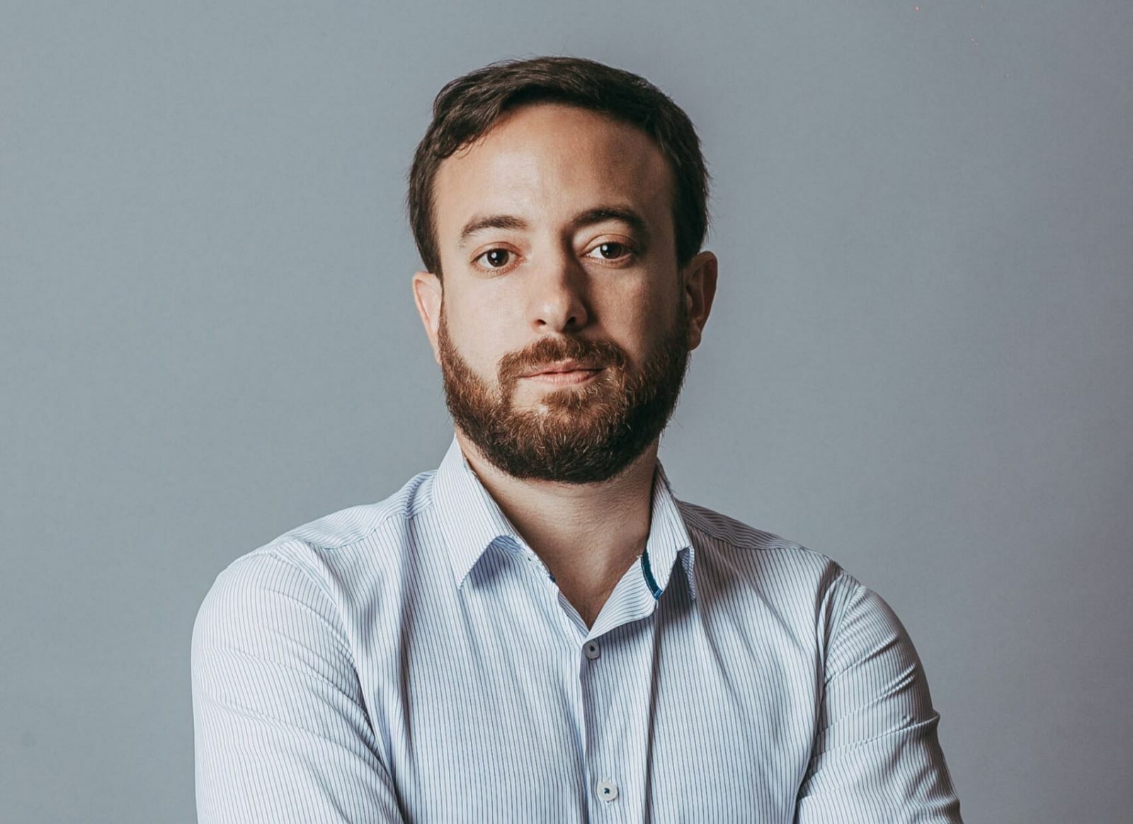 delibeRatio - Entrevista: Agustín Laje: “El wokismo es la estimulación permanente del conflicto político llevado al ámbito de lo personal”