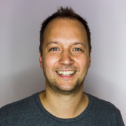 Apple introduces Swift and does Bret Victor style demo of Playgrounds | tOMPSON's blog