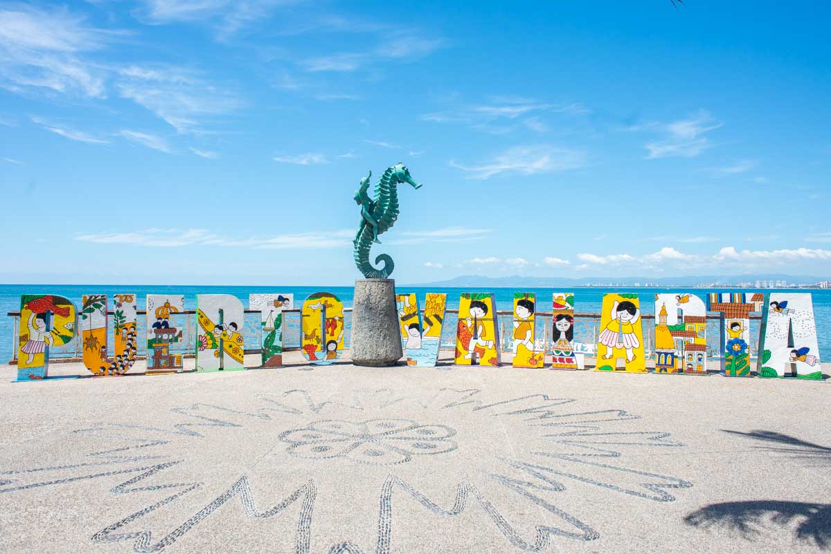 15+ FUN Things to do on Malecon in Puerto Vallarta (Boardwalk)