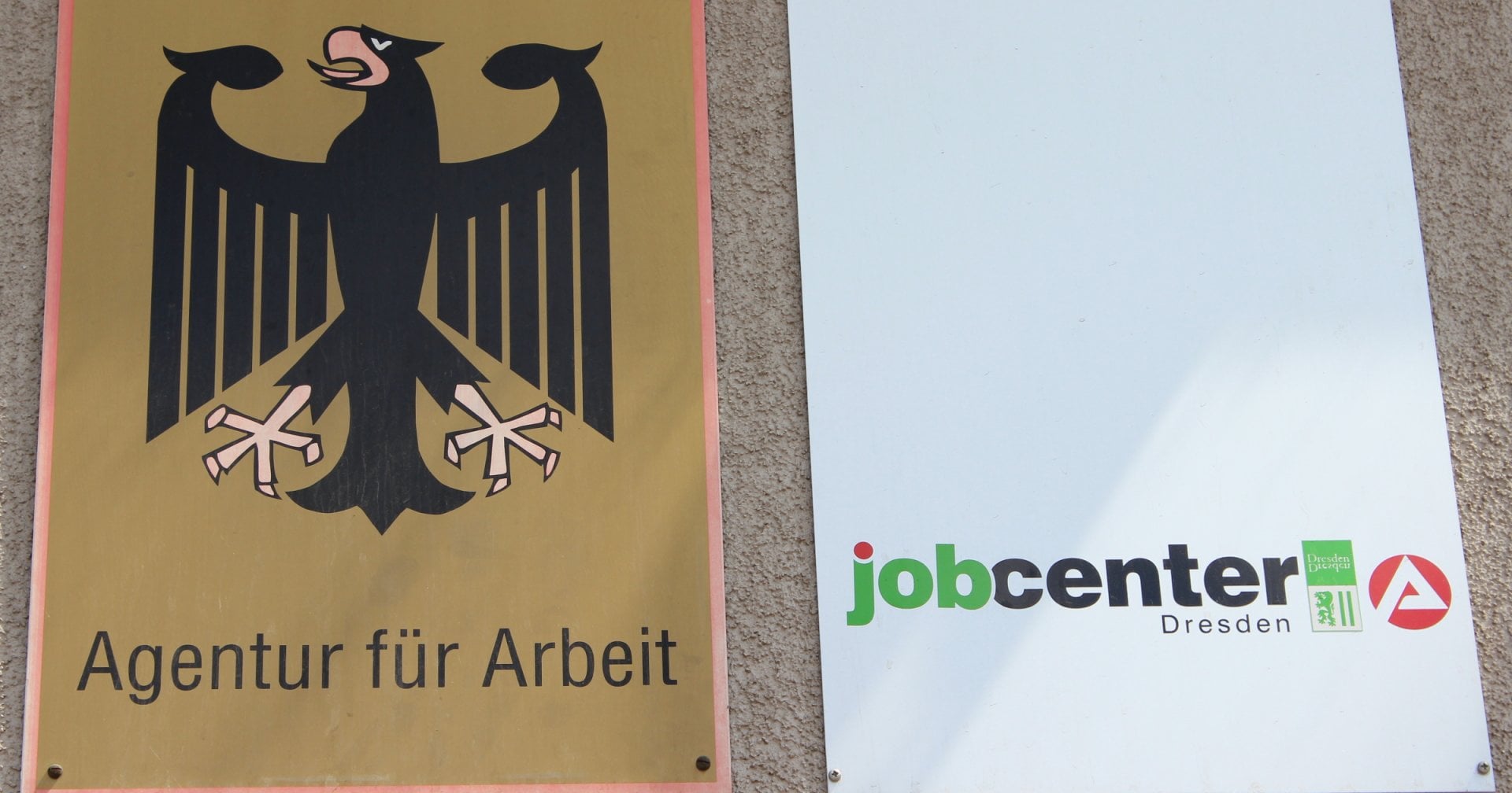 Wer nicht fragt, bleibt dumm | Frag das Jobcenter: Bilanz nach einem Monat – Amt ist nicht gleich Amt | detektor.fm – Das Podcast-Radio