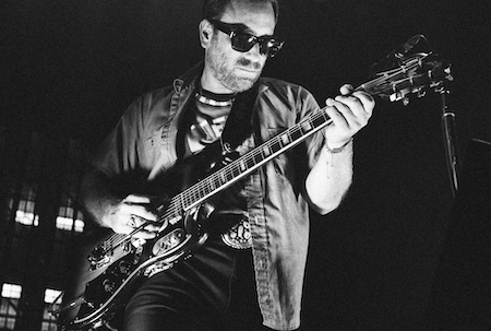 Dan Auerbach Tells Everybody!