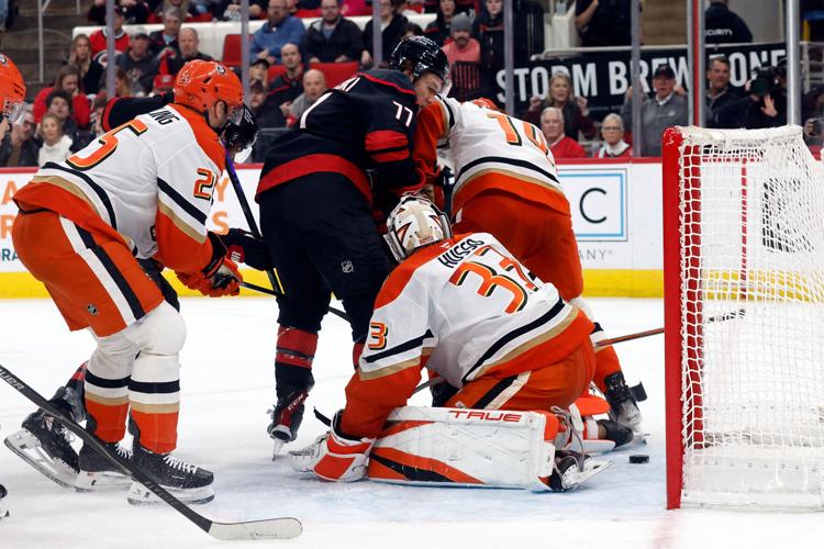 Ducks Lose 5-2 To The Canes | DucksNPucks