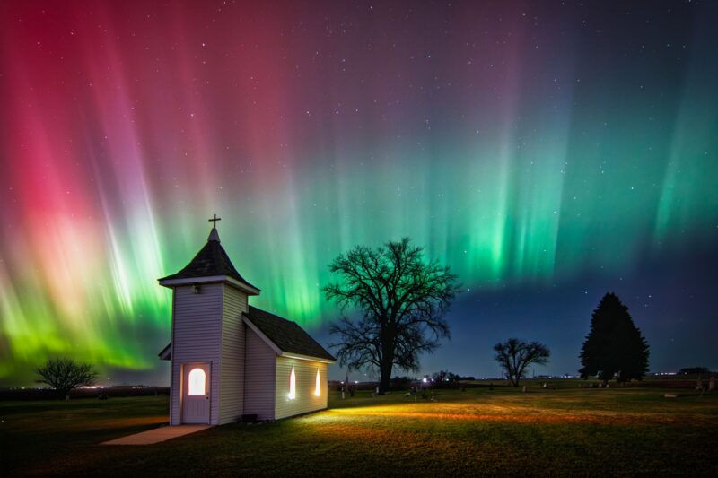 Russell-McPherron effect gives us an aurora season: More auroras at equinoxes