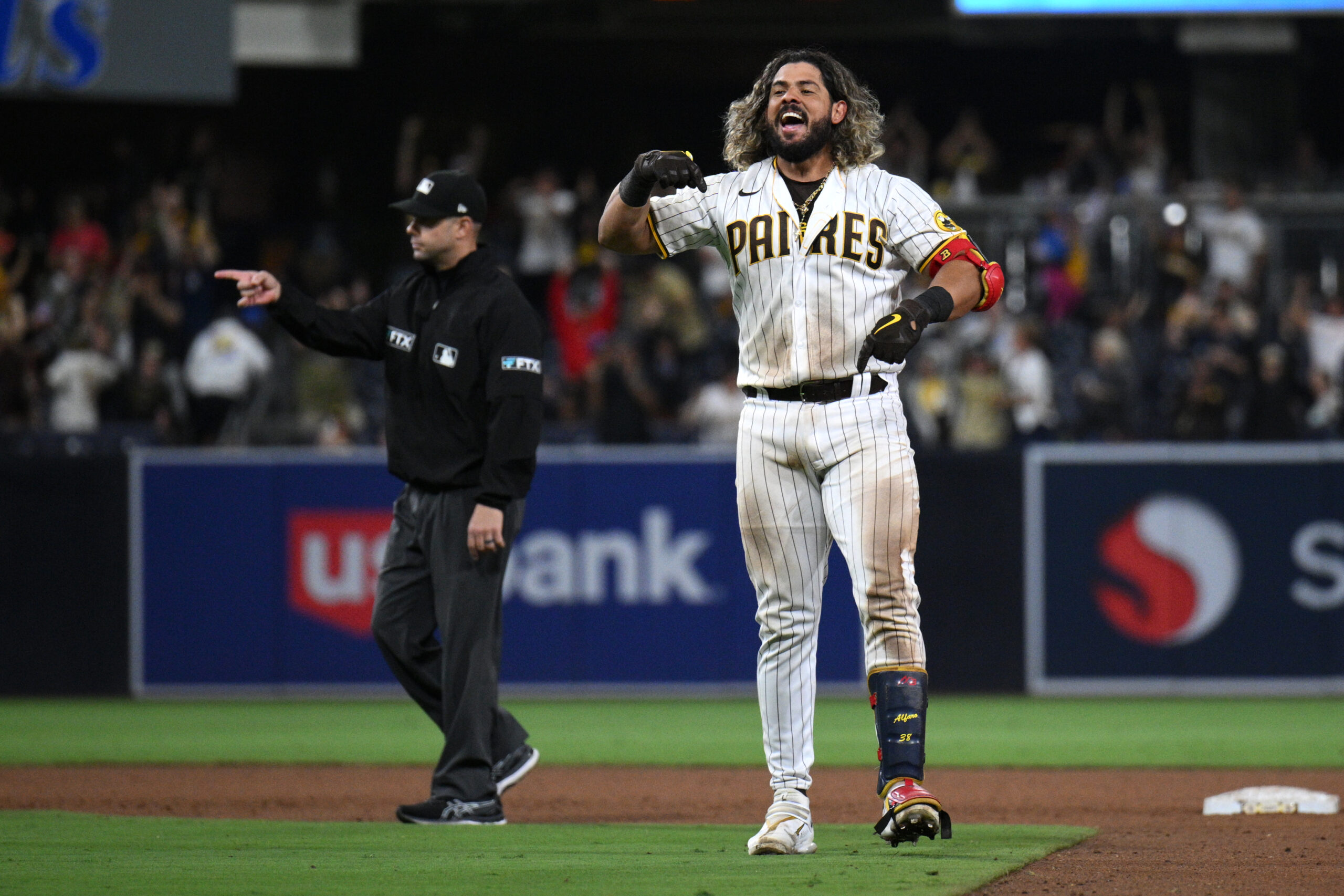 Is Jorge Alfaro a non-tender candidate for the Padres? - East Village Times