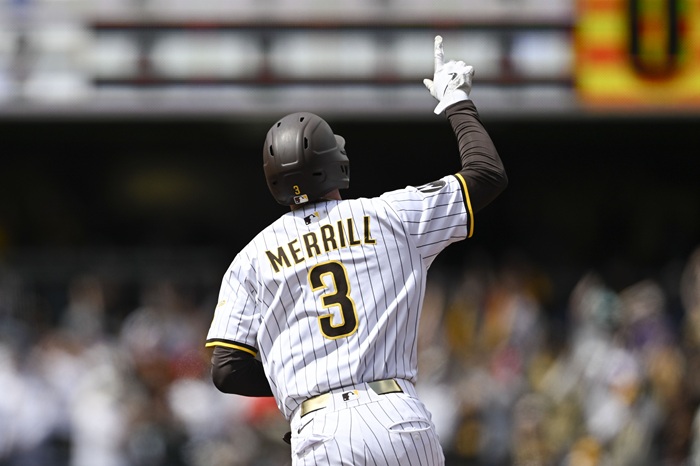 Padres fall to Cubs 5-4 in rubber match series finale - East Village Times