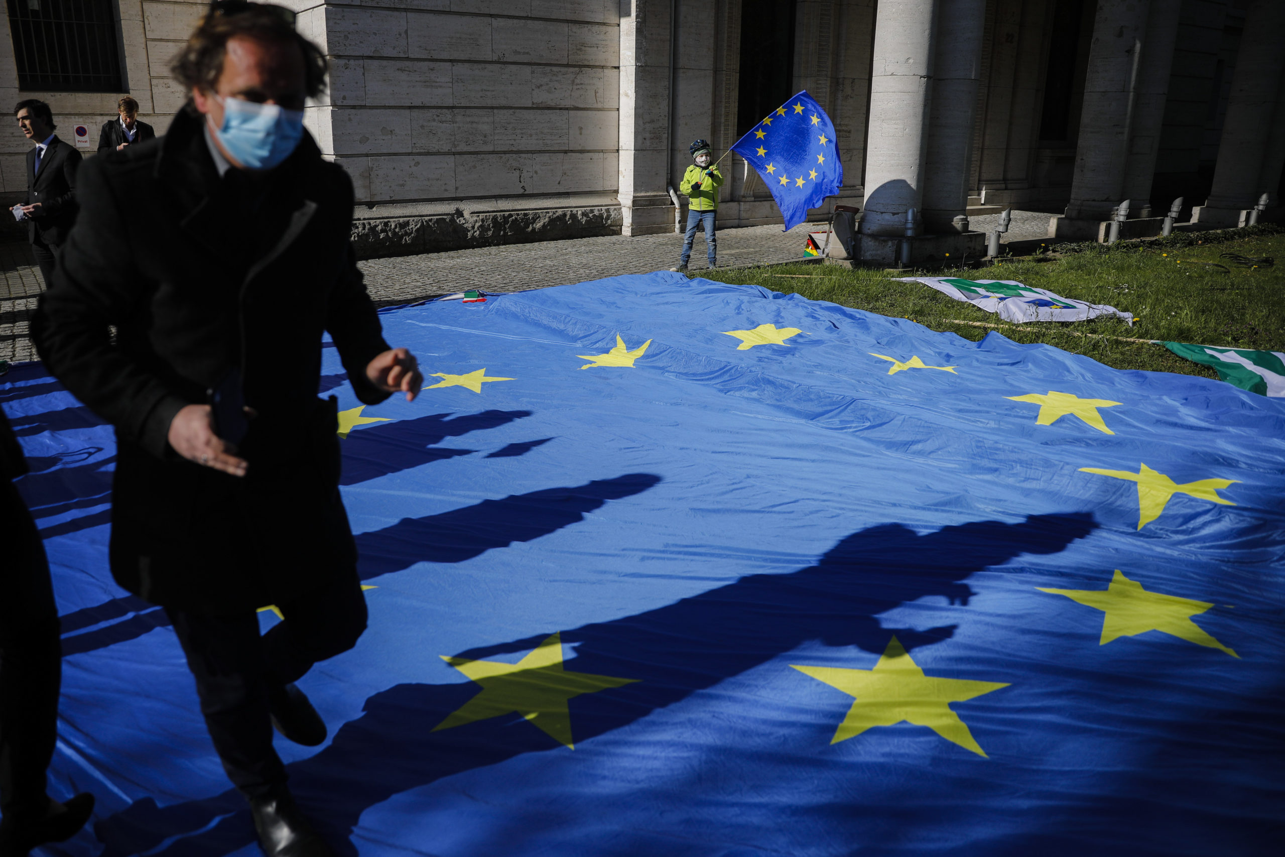 Crisis of confidence: How Europeans see their place in the world – European Council on Foreign Relations