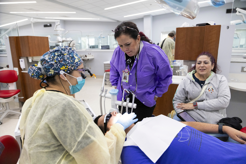 Dental Trade Alliance Foundation launches ‘Special Care, Healthy Smiles’ workshops at Texas Tech Health El Paso - El Paso Matters