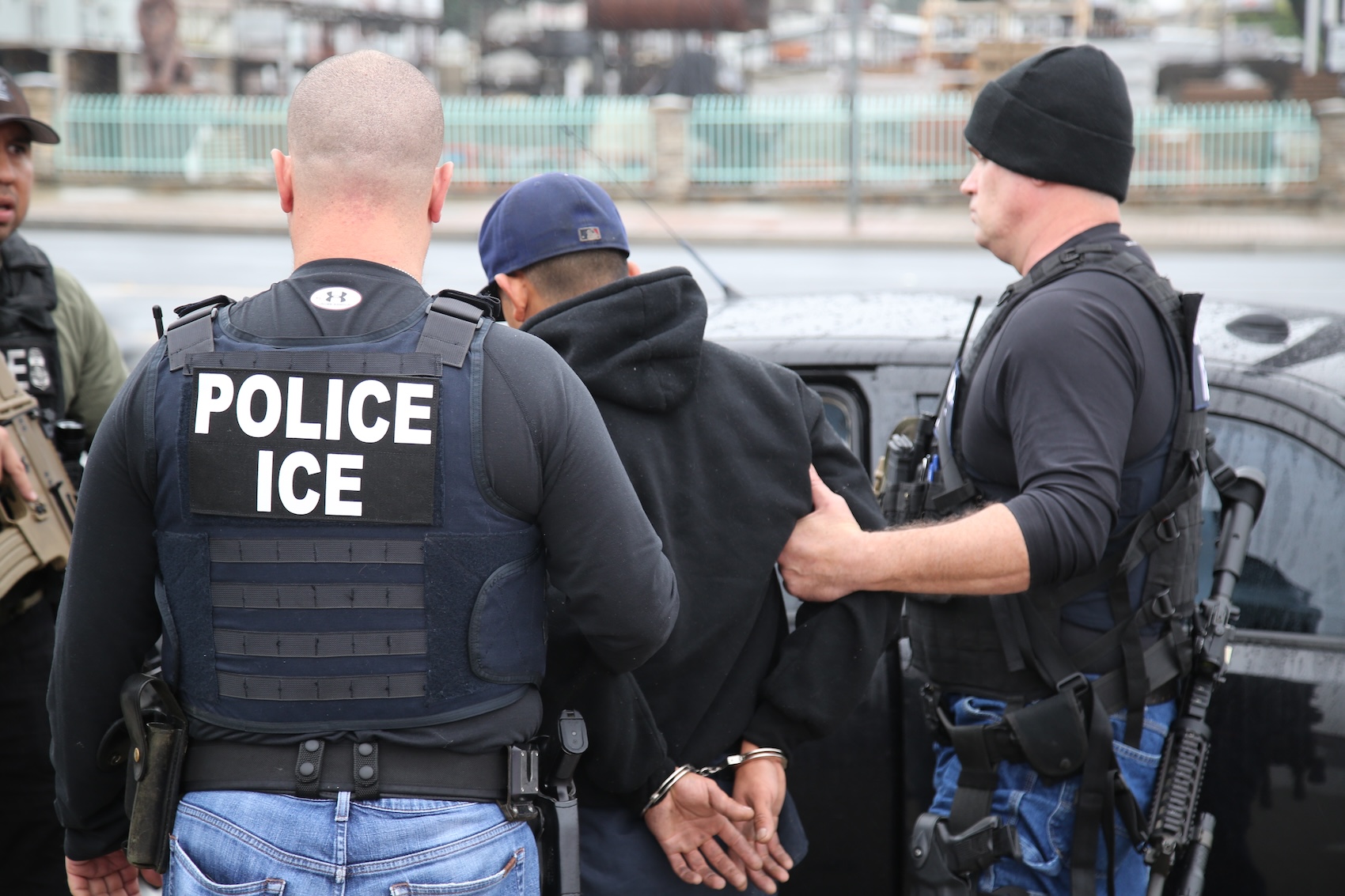 No, ICE doesn’t work with SF police. Here’s what to know