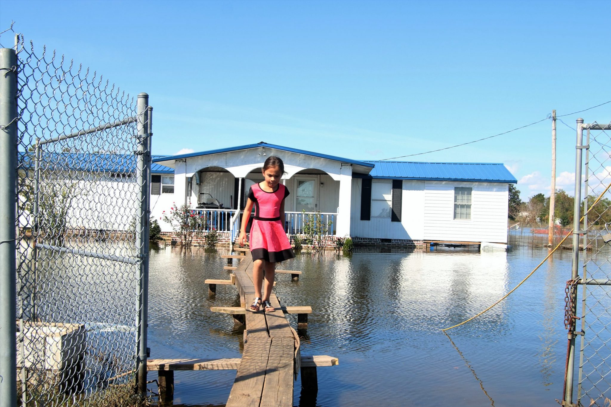Before the storm: Without emergency alerts in Spanish, Latino immigrants in rural North Carolina are excluded from local emergency preparedness • Enlace Latino NC