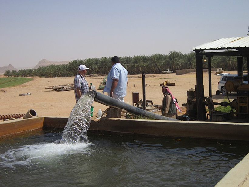 Arid Arabian Peninsula Is Tapping into Vast Groundwater Reserves - Eos