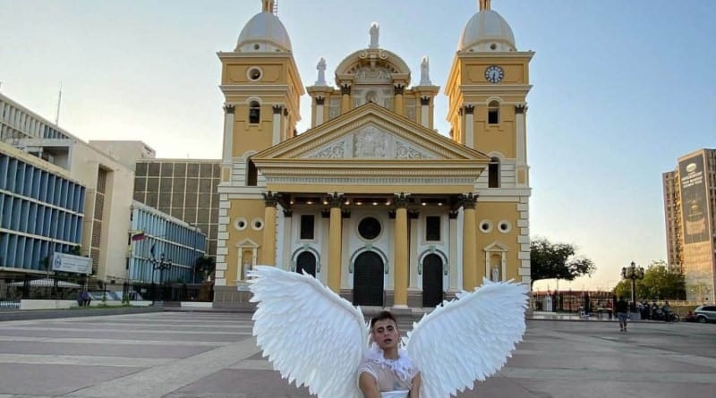 PoliZulia detuvo a un ciudadano por expresarse frente a la Basílica de La Chinita · Espacio Público