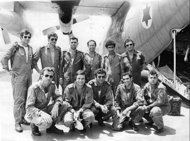 Operation Entebbe | etwasanderekritik