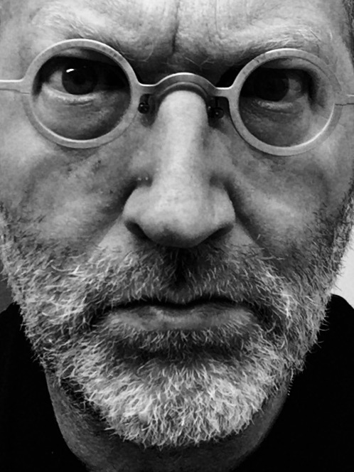 Leif Simonsen – aus dem Leben eines journalistischen Hinterbänklers | etwasanderekritik
