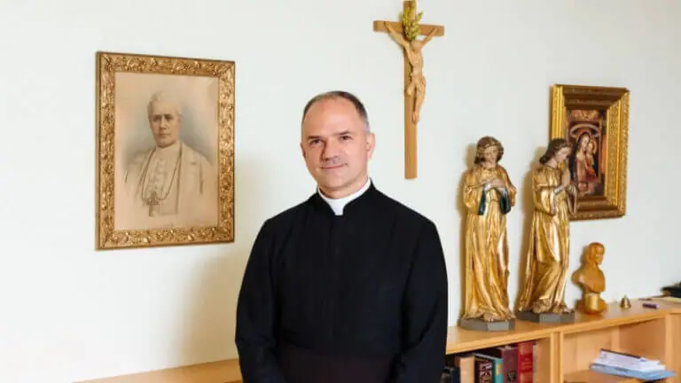 Traditionalist Society of Saint Pius X To Consecrate New Bishops ━ The European Conservative