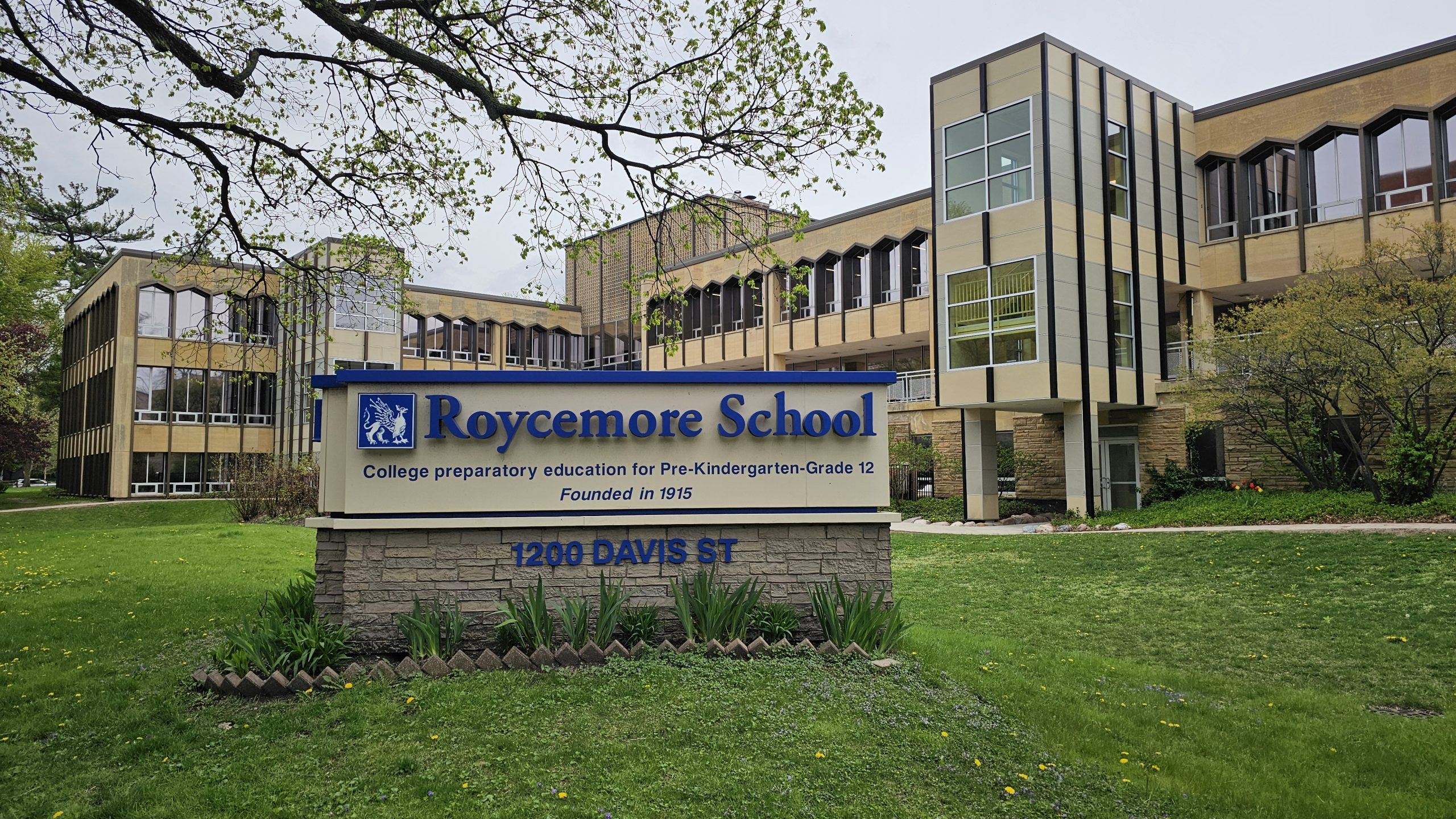 Roycemore board: 'We are sorry' - Evanston Now