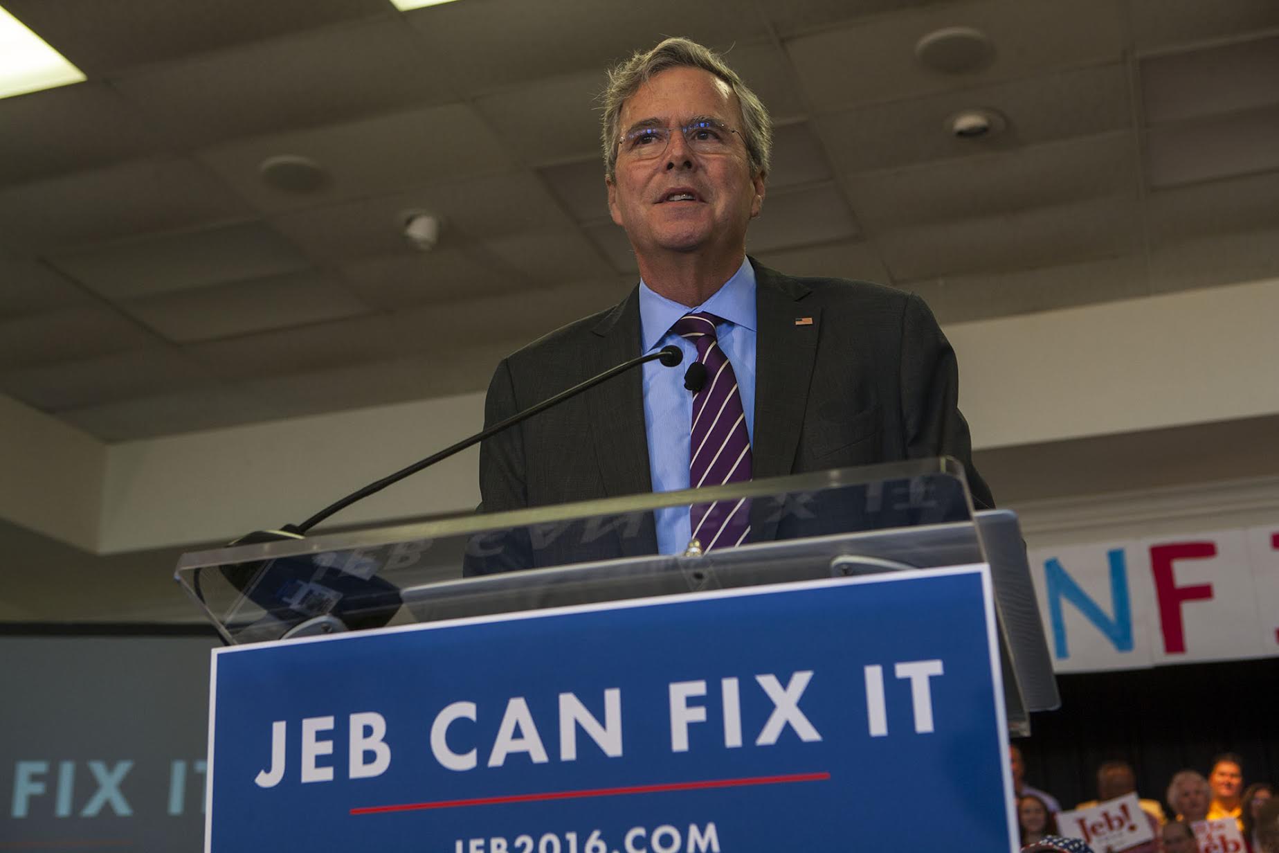 Financier Hank Greenberg gives pro-Jeb Bush super PAC $10 million boost