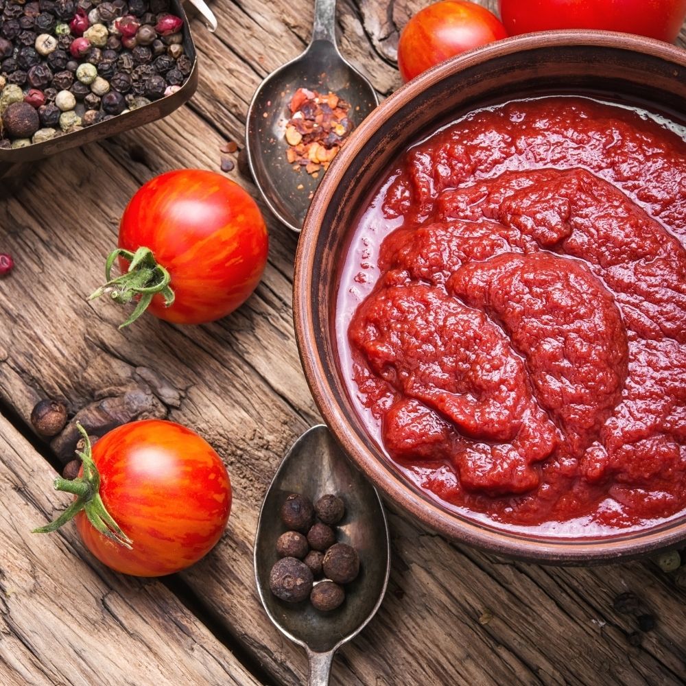 How Long Does Homemade Tomato Sauce Last ? In Jar And Fridge - Foodiosity