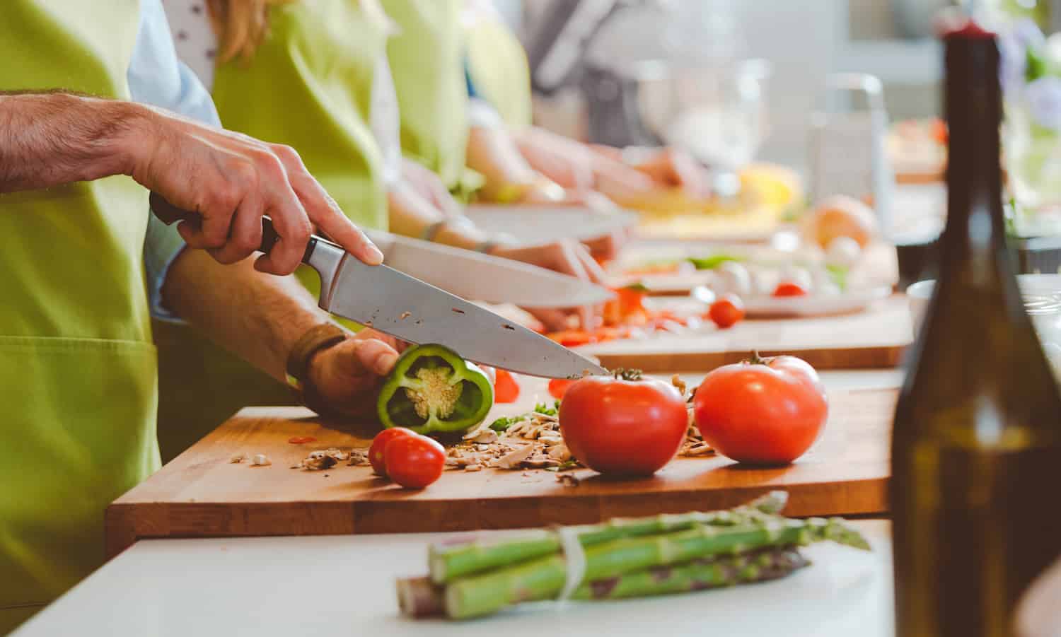 Corby Kummer: “Gathering over meals encourages real communication” – Food Tank