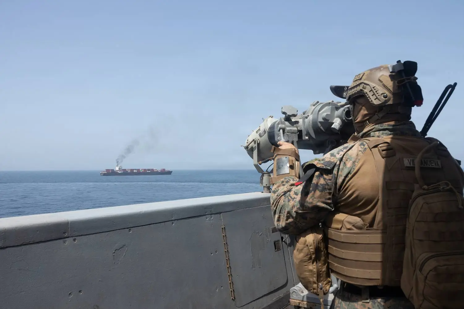 U.S. Blockade, Iran Hormuz Closure Threaten Cease-Fire