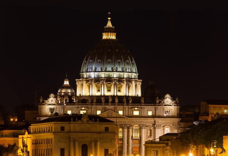Vatican blackout hoax linked to ItalyGate conspiracy theory - Formiche.net