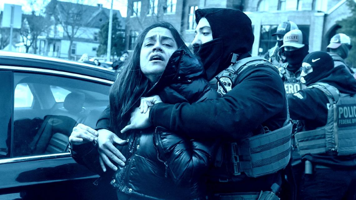 US immigration enforcement turns problem of scale into personal violence | Buenos Aires Times