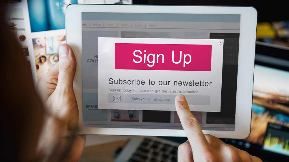 [Guide] How to Hire Somebody to Write Your Email Newsletter