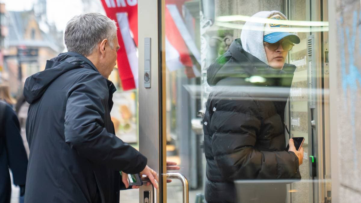 Marius Borg Høiby fengsles i fire uker – NRK Norge – Oversikt over nyheter fra ulike deler av landet