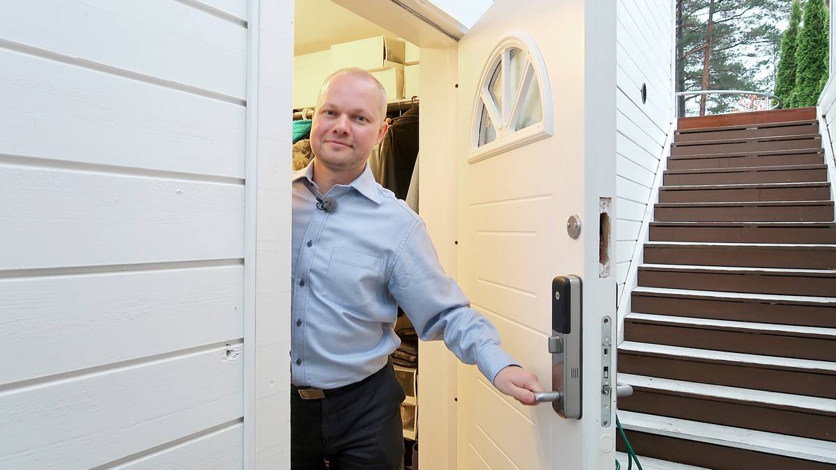 Dmitri byttet navn til Victor – fikk intervjuer, men ingen jobb – NRK Vestland