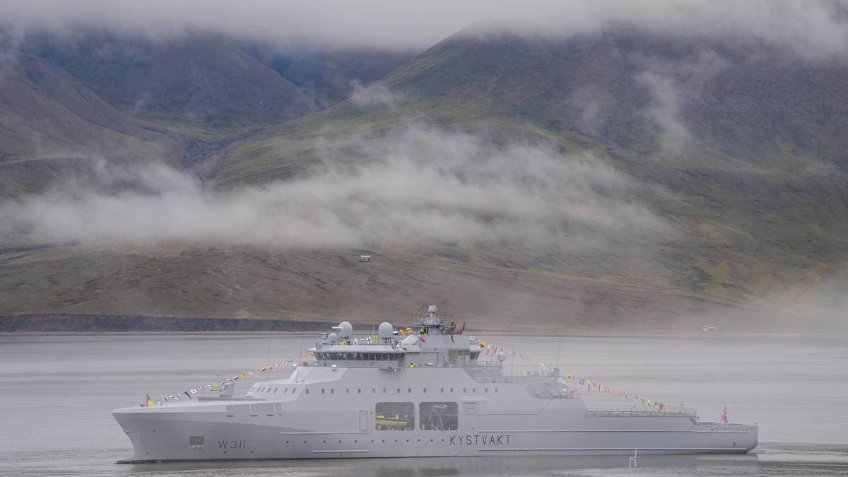 Russland anklager Norge for militarisering av Svalbard – NRK Troms og Finnmark