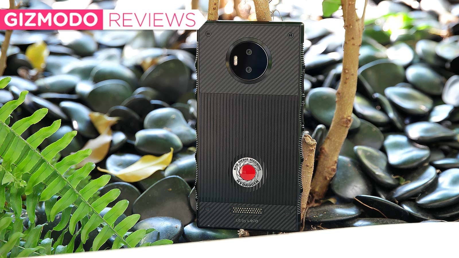 The Red Hydrogen One Is a Phone Made for an Alternate Reality
