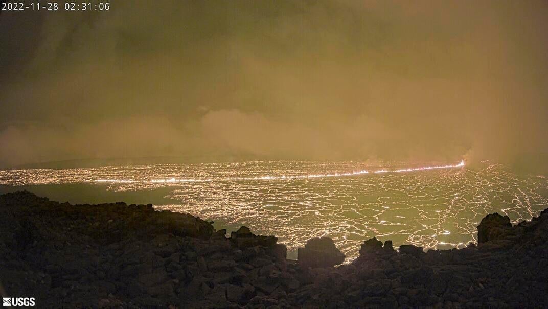 Hawaii's Mauna Loa Is Erupting for First Time in Almost 40 Years