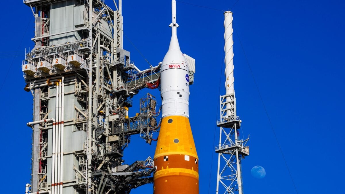 After a Near-Perfect Test, NASA's Artemis 2 Rocket Is Rolling Back to the Garage