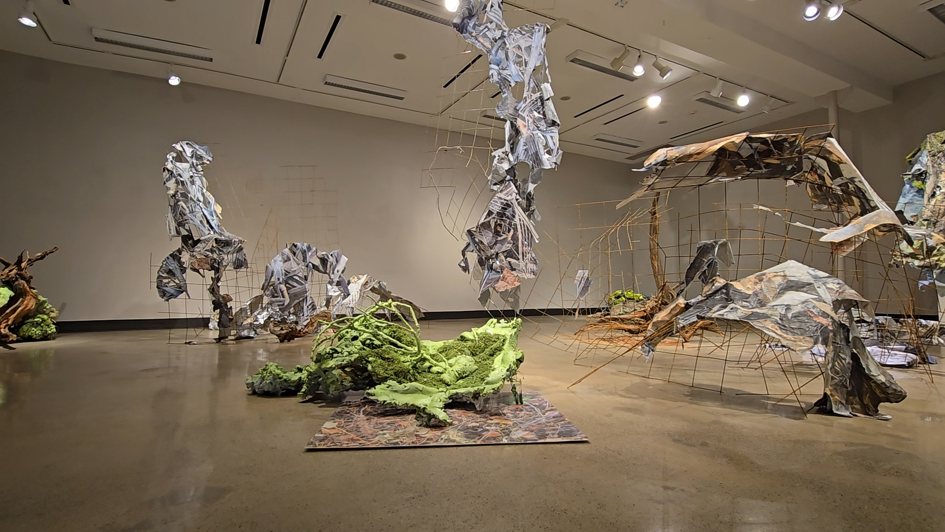 Five-Minute Tours: Bonny Leibowitz at Oak Cliff Cultural Center | Glasstire