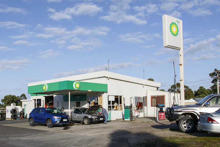 BP Ventures to invest $200m in dozen green energy startups - Growth Business