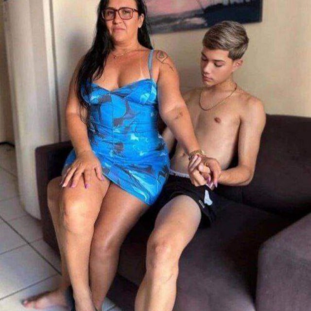 𝑇𝑖𝑎 𝐸 𝑆𝑜𝑏𝑟𝑖𝑛ℎ𝑜 𝐷𝑎𝑟𝑘 🔞 - Grupos De Putaria
