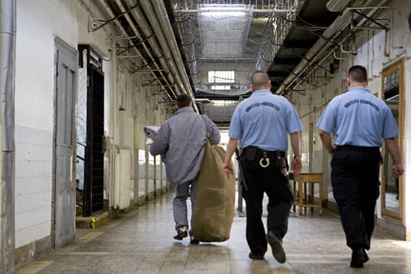 Introducing a credit system in Hungarian penitentiary institutions - Hungarian Helsinki Committee