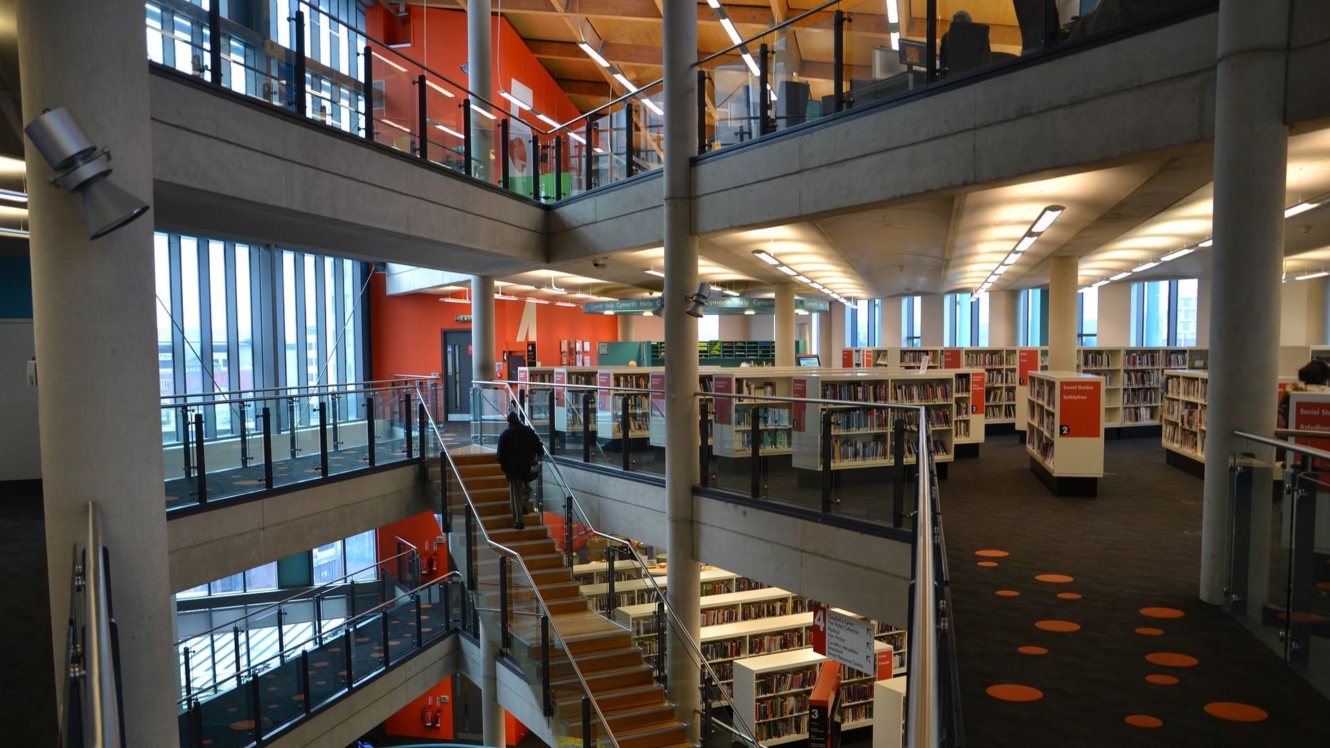 Here's an interesting approach to using LLMs in academic writing - Hypertext