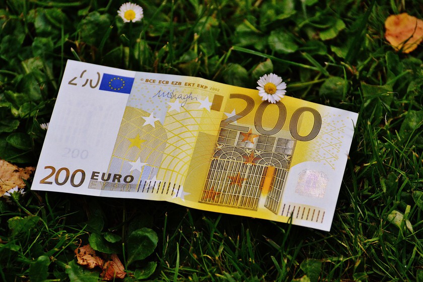 Ya puedes pedir la nueva ayuda de 200 euros para rentas bajas: requisitos y solicitud del Bono Carestía de Andalucía