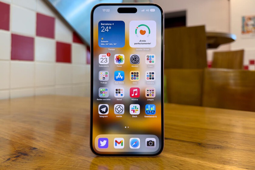 Buscaba un iPhone grande barato y acabé encontrando este iPhone 15 Plus más barato que el modelo básico de Apple