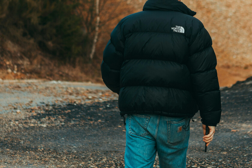 Rebajas finales: The North Face deja a casi mitad de precio su chaqueta más calentita para despedir el invierno