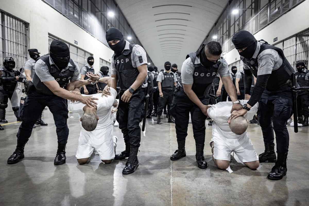 Timeline of What Appears to be Defiance of a Judicial Order: Applying the Alien Enemies Act to Venezuelans Sent to El Salvador's Prisons Without Due Process - Adam Isacson
