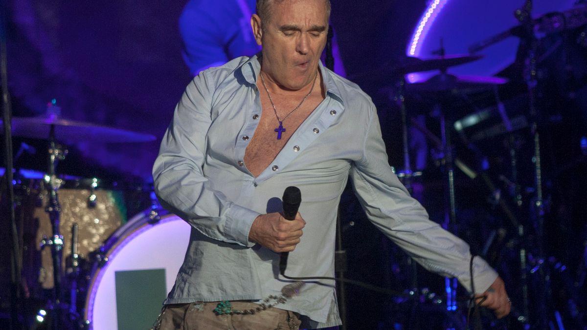 Morrissey fans walk out of Glasgow gig after singer blasts Nicola Sturgeon - Daily Record