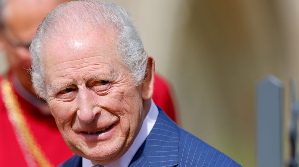 King Charles given bleak six-word cancer assessment as expert claims 'that says it all' - Daily Star