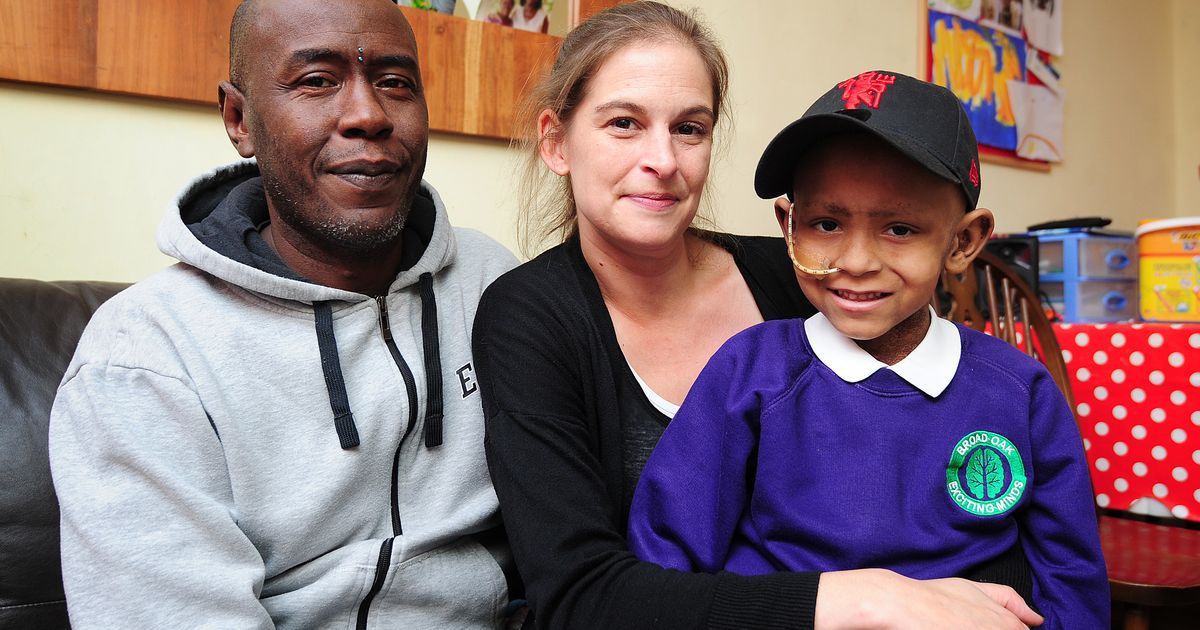 We turned to Universal Credit when our son developed a brain tumour - sometimes we're forced to eat his leftover hospital food - Manchester Evening News