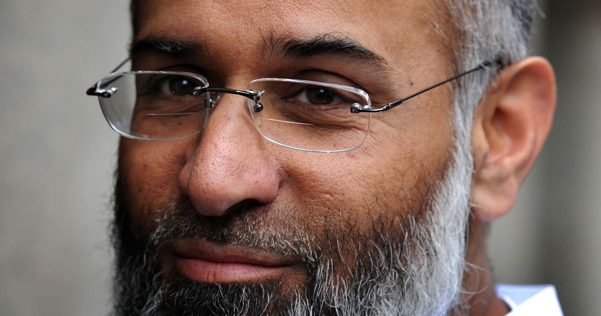 Anjem Choudary: How 'womanising' student who enjoyed LSD and casual sex became Britain's most dangerous extremist - The Mirror