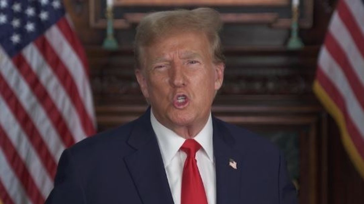 Donald Trump tests gag order limits with 'sleaze bag' post aimed at Michael Cohen and Stormy Daniels - The Mirror