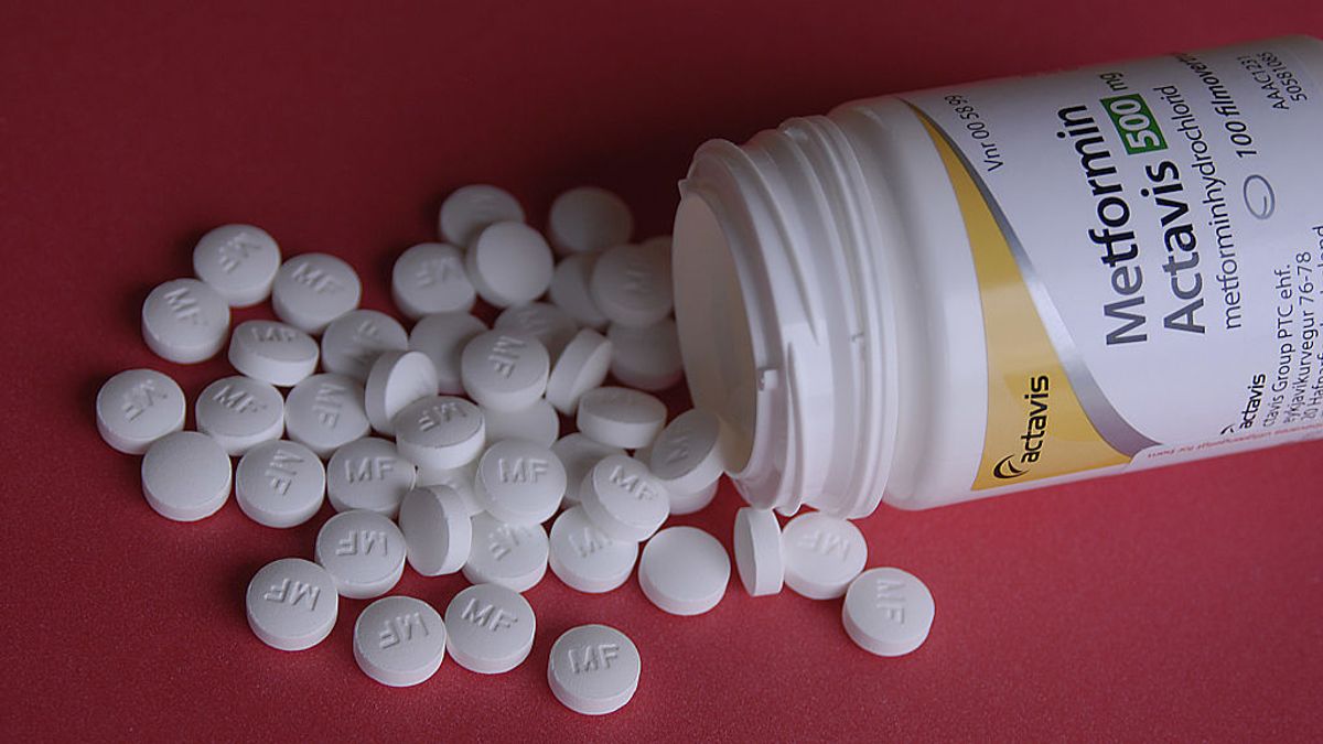 NHS metformin warning to 'dial 999' if you have one unexpected symptom - The Mirror