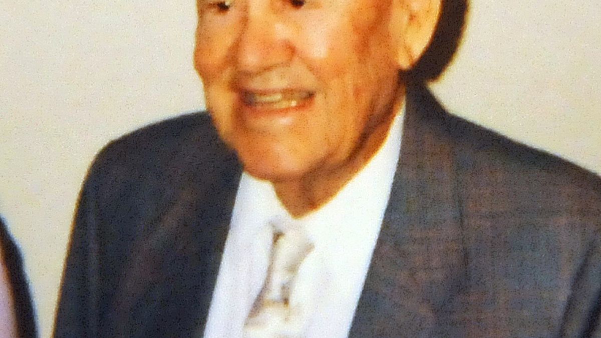 'Great Escape' survivor dies aged 101 leaving just one man alive from famous WW2 prison break - The Mirror