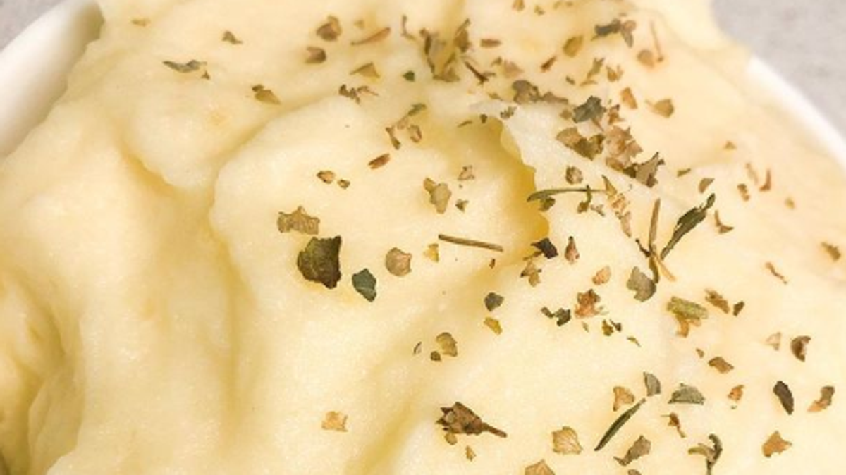 You've been cooking mashed potatoes all wrong for Christmas, according to celebrity chef | RSVP Live